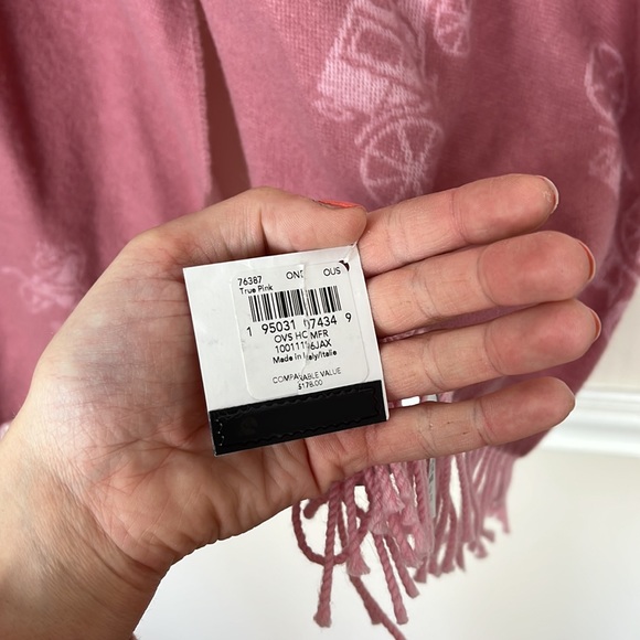 Pink Coach scarf - Picture 3 of 3